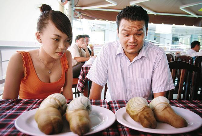 Món tu hài nhập từ Bắc Mỹ về Sài Gòn, Tây cũng khoái mà ta cũng khoái. Ảnh: Trần Việt Ðức.