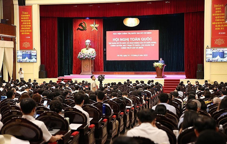 Toàn cảnh Hội nghị. Ảnh VGP