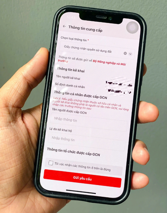 Người dân có thể nộp sổ đỏ trực tuyến cho cơ quan Nhà nước thông qua ứng dụng VNeID.