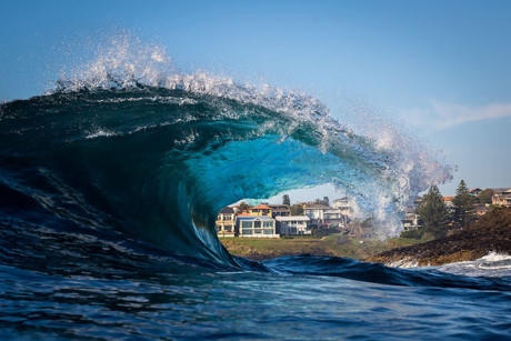 Những bức hình về sóng của anh Matt gây ấn tượng mạnh mẽ cho nhiều người. (ảnh: mattburgessphoto.com/Bored Panda).