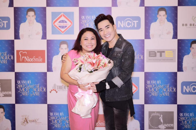 ca sĩ Quang Hà và siu Black