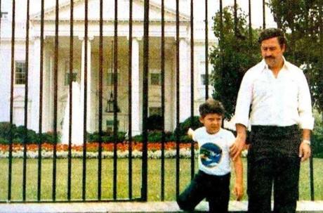 10 giai thoại về sự gi&agrave;u c&oacute; của tr&ugrave;m ma t&uacute;y Escobar