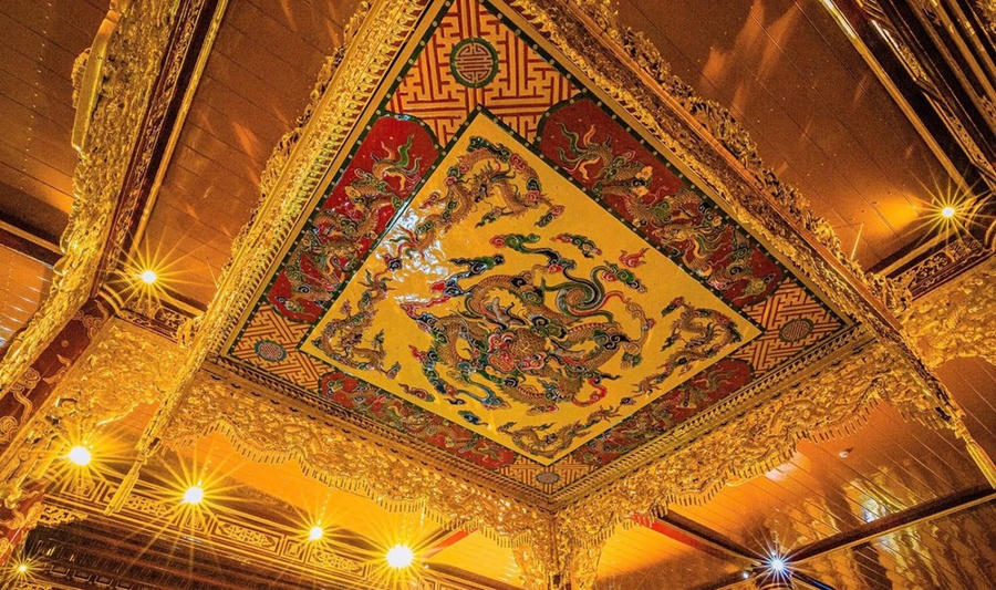 Uy nghi, lộng lẫy Bửu Tán trên ngai vàng triều Nguyễn