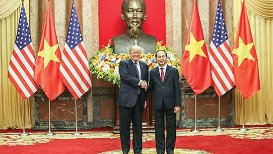 Chủ tịch nước Trần Đại Quang và Tổng thống Mỹ Donald Trump trong chuyến thăm chính thức Việt Nam