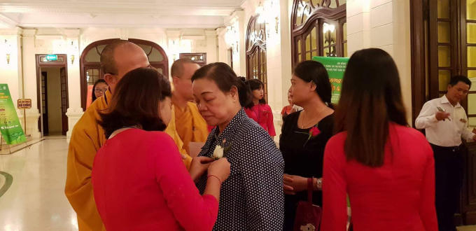 Bà Hà Thị Khiết, nguyên Bí thư Trung ương Đảng, nguyên Trưởng ban dân vận Trung ương tham dự chương trình.