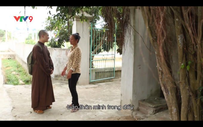 Sư thầy trẻ tuổi mong mẹ tha thứ v&igrave; trốn nh&agrave; đi tu x&uacute;c động rơi nước mắt