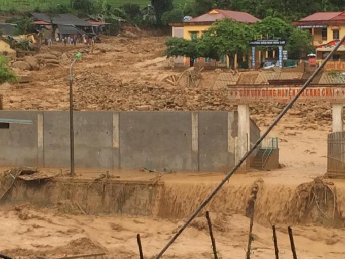Yên Bái: Ít nhất 4 người bị lũ ống cuốn trôi ở Mù Cang Chải