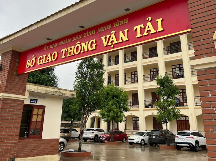Ông Nguyễn Văn Hanh được bổ nhiệm giữ chức Giám đốc Sở Giao thông vận tải tỉnh Ninh Bình.