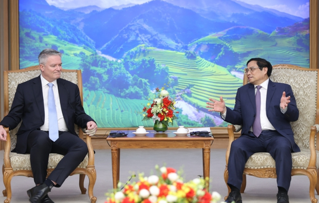 Đề nghị OECD tiếp tục hỗ trợ Việt Nam thúc đẩy các động lực phát triển kinh tế