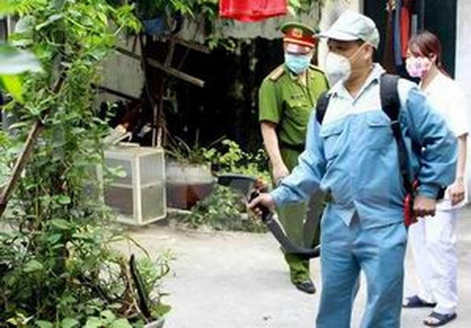 Công tác phòng chống dịch bệnh cần xác định là nhiệm vụ trọng tâm.