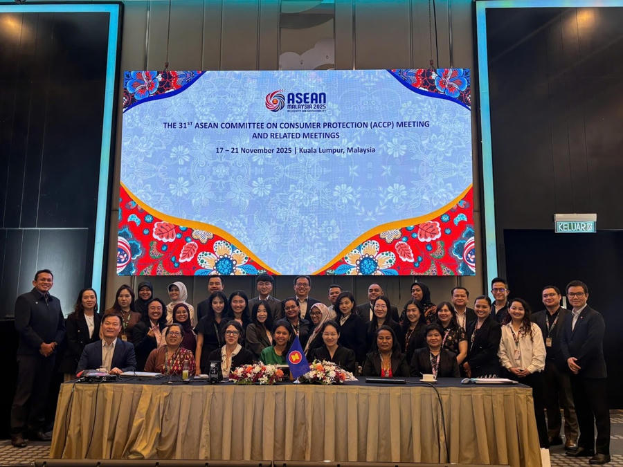 Các đại biểu trao đổi về Lộ trình thực hiện Kế hoạch xây dựng năng lực bảo vệ người tiêu dùng ASEAN 2030 (ACBR 2030). (Ảnh: Bộ Công thương)