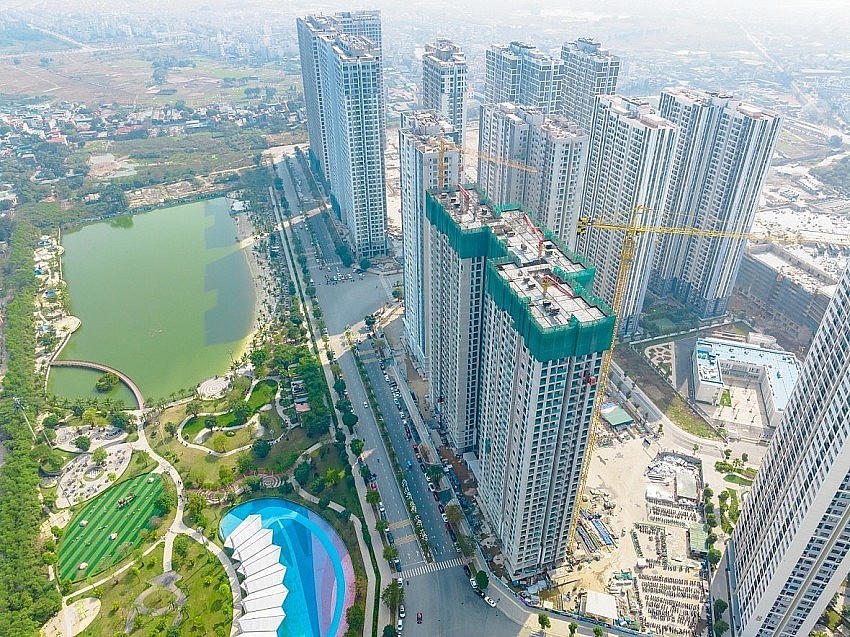 Luật Nhà ở 2023 sẽ có hiệu lực từ 1/8/2024. Trong đó, thời hạn sử dụng nhà chung cư được người dân quan tâm.