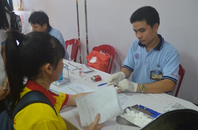 Hiến máu tình nguyện ngày Xuân.