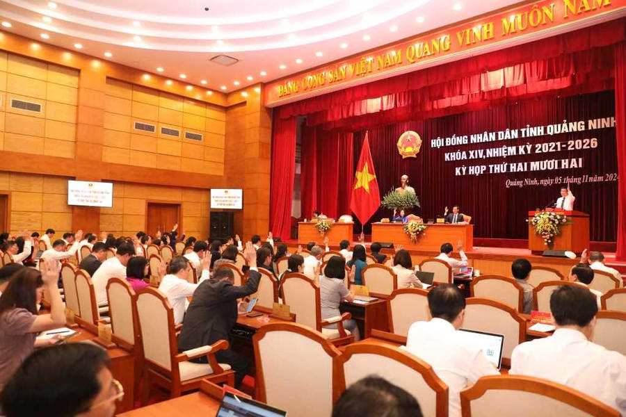 Quang cảnh Kỳ họp thứ 22, HĐND tỉnh Quảng Ninh khóa XIV.