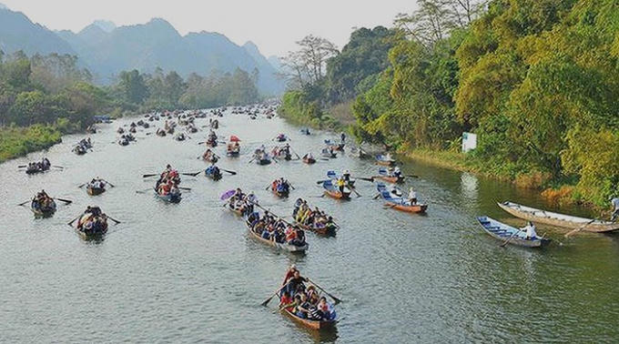 BTC lễ hội Chùa Hương "nói không" với thuyền máy và cho biết luôn sẵn sàng đảm bảo các phương án, kế hoạch đảm bảo ANTT phục vụ du khách thập phương đến tham quan, vãn cảnh nơi đây.