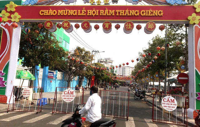 Lễ hội Rằm tháng Giêng năm nay tạm ngưng để phòng chống dịch Covid-19.