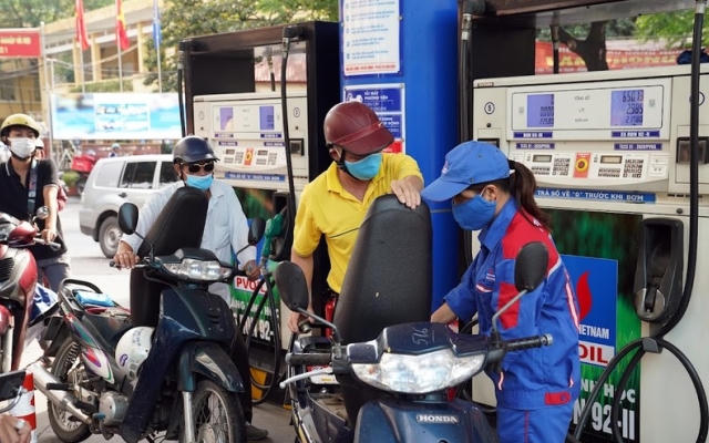 Thủ tướng yêu cầu quản chặt quỹ bình ổn xăng dầu