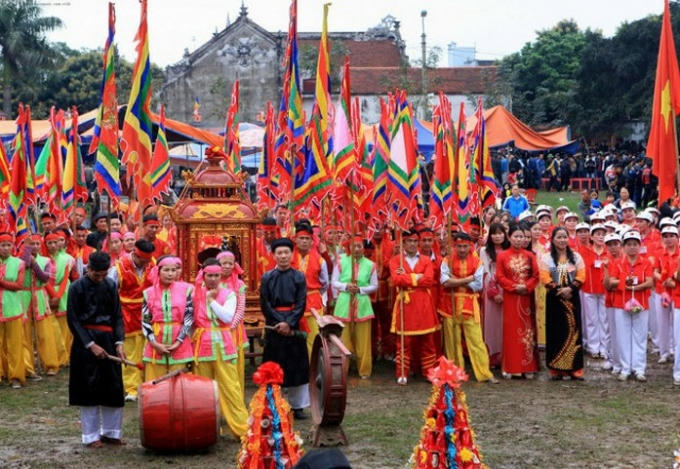 Lễ hội Làng Diềm là dịp để thể hiện sự tôn kính và lòng nhớ ơn của dân làng đối với Thủy tổ Quan họ. Ảnh: Internet