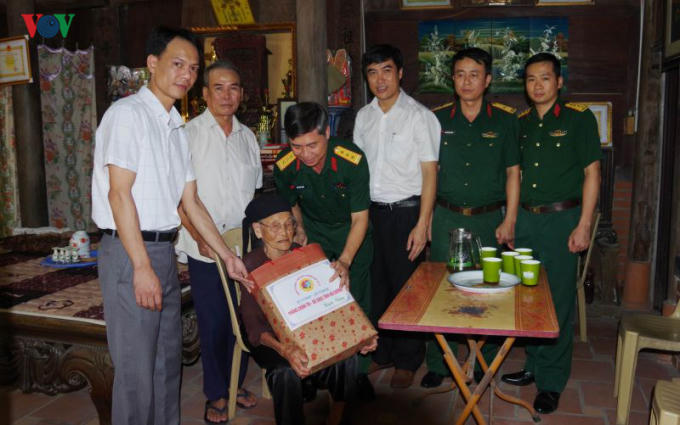 Anh158.