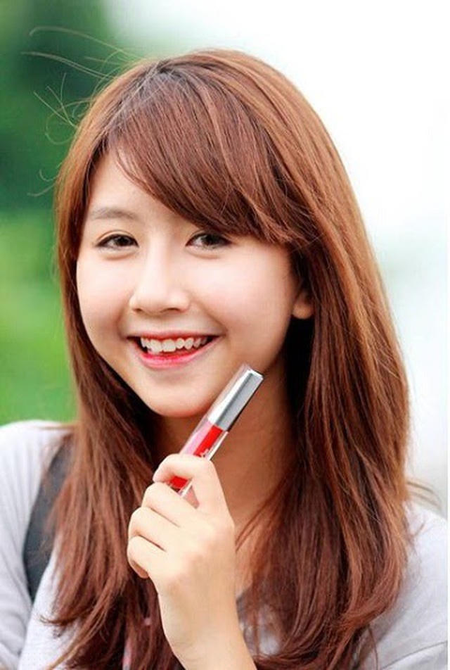 Nhan sắc của Quỳnh Anh Shyn