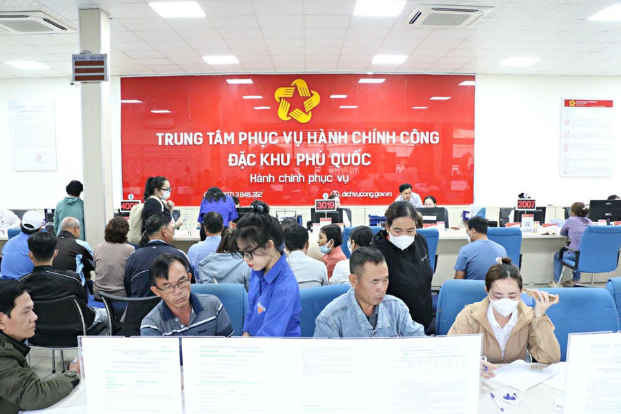 Phú Quốc sẽ mở rộng khu làm việc, bố trí 25 quầy làm thủ tục, bổ sung thêm nguồn nhân lực, phục vụ người dân đến làm hồ sơ, giấy tờ