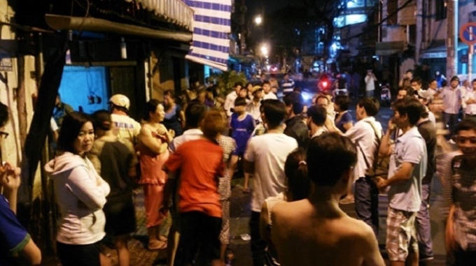 Người dân vẫn bàn tán xôn xao về vụ việc.