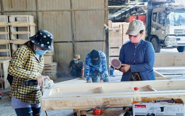 Xuân của những công nhân xa quê