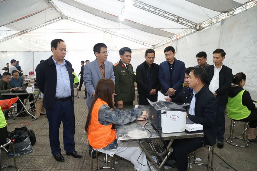 Lực lượng chức năng Công an tỉnh Bắc Ninh phối hợp với nhiều cơ quan triệt phá thành công đường dây lừa đảo xuyên quốc gia. Ảnh: Công an Bắc Ninh.