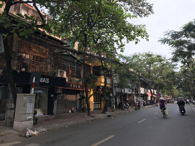 Đường phố Hà Nội trở nên thênh thang, thoáng đãng đến lạ kỳ