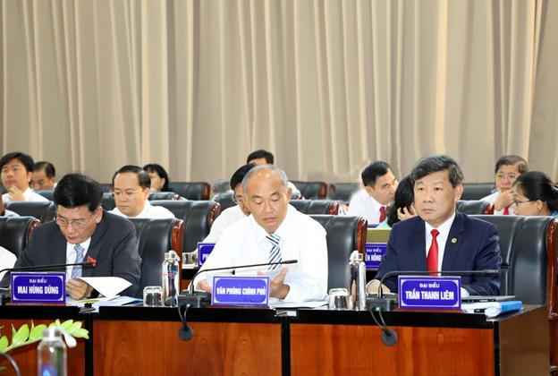 Các đại biểu tham dự kỳ họp thứ 15, HĐND tỉnh khóa IX (Ảnh: Quốc Chiến)