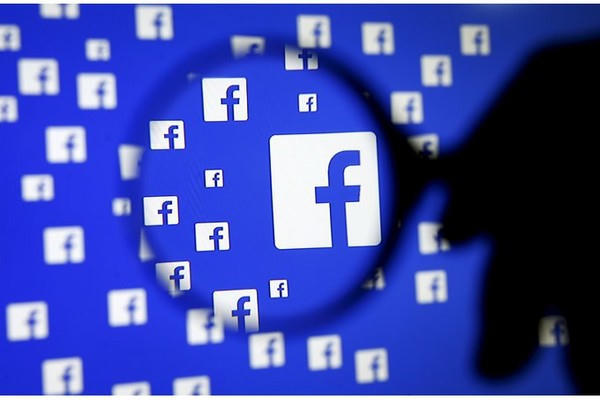 Facebook đang phải đối mặt với “khủng hoảng niềm tin” khi người dùng phát hiện ra mạng xã hội này âm thầm lưu trữ nhiều thông tin mà họ không hay biết.