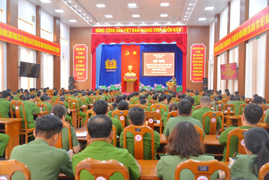 Quang cảnh Hội nghị.
