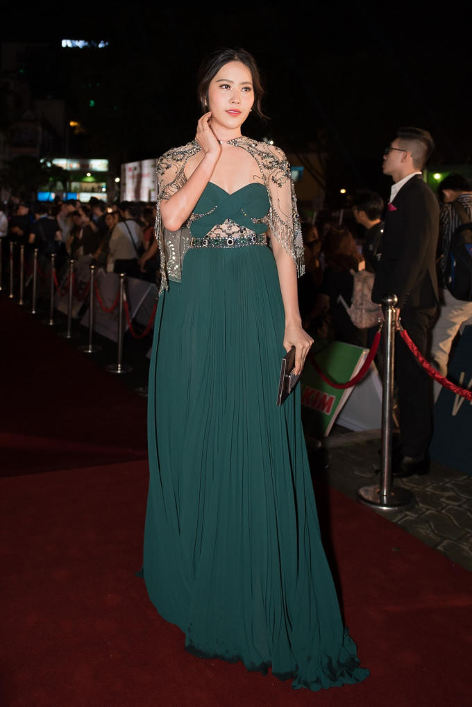 Nam Em tiết lộ tăng 8kg vì ngủ ngon, ăn khỏe và yêu đời