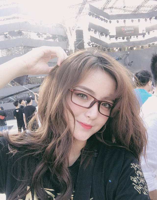 Mỹ Linh có vẻ đẹp mang nhiều nét tây phương.