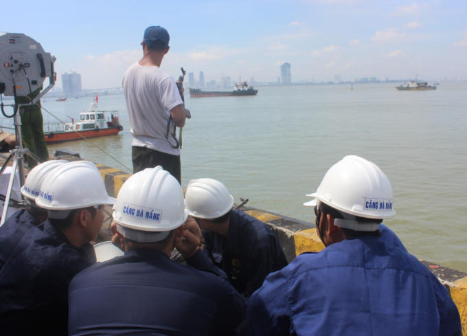 Tình huống giả định nhóm khủng bố đòi 10 triệu USD tiền chuộc.