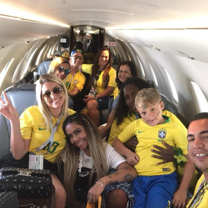 Gia đình, người thân luôn ở phía sau tiếp sức cho Neymar