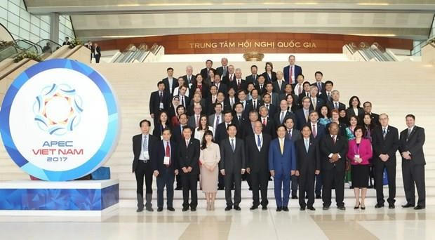 Phó Thủ tướng, Bộ trưởng Ngoại giao Phạm Bình Minh và các đại biểu dự Phiên khai mạc. (Ảnh: Doãn Tấn/TTXVN)