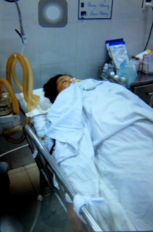 Bà Là bị hôn mê sâu và đã tử vong sáng nay (18/3).