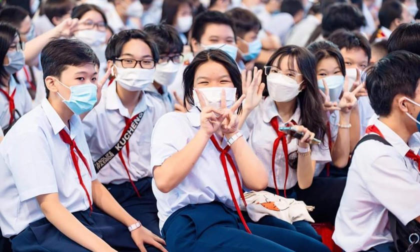 Lùi thời gian vào học, áp lực học tập có giảm? (Ảnh minh họa)