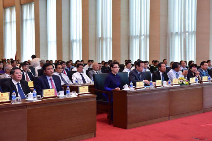Các đại biểu tham dự buổi lễ.