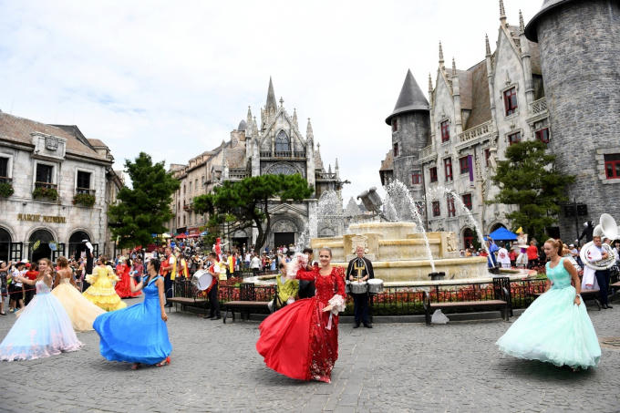 Khám phá “thiên đường nơi hạ giới” với Sun World