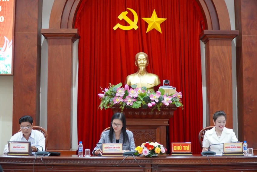 UBND tỉnh Đồng Tháp tổ chức hội nghị thông tin tình hình kinh tế - xã hội tỉnh trong tháng 9 và 9 tháng năm 2025. Ảnh: Kim Ngân