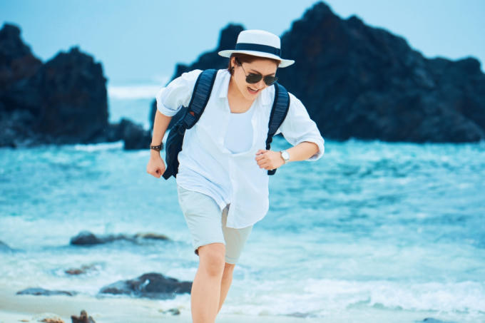 M&atilde;n nh&atilde;n với khung cảnh Việt Nam đẹp tuyệt vời trong MV mới của Vicky Nhung