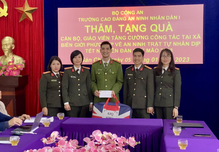 B2B792EE-E922-4A76-8ACF-44A0E45F9C10.