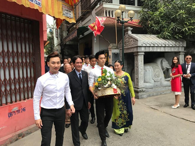 Đám hỏi của Thành Trung được tổ chức vào sáng 21/2 tại Hà Nội. Ảnh zing.vn