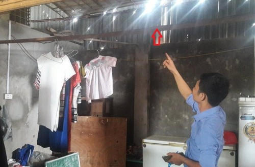 Vị trí nơi cháu Anh bị trói tay treo giữa nhà.