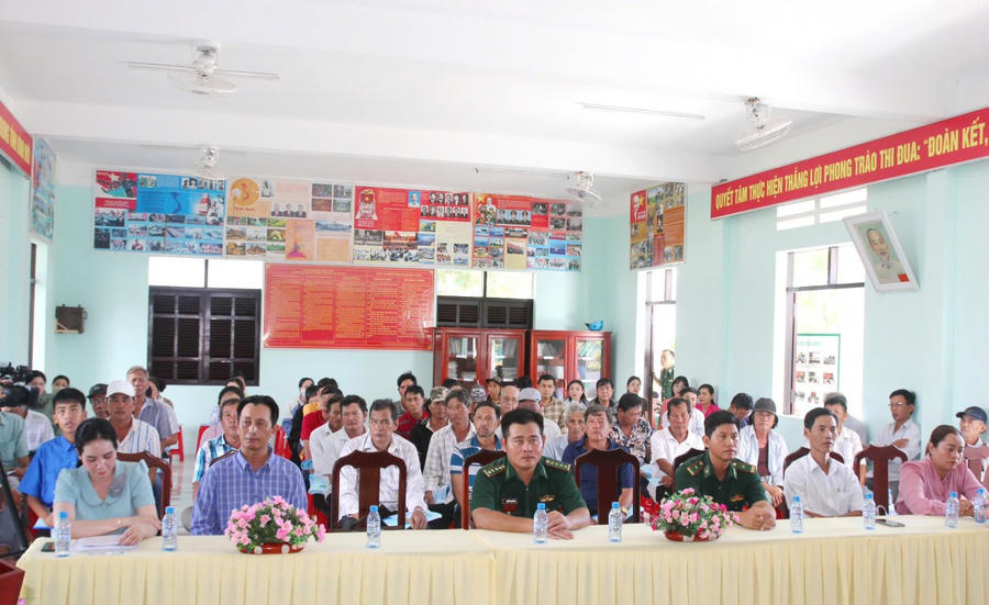 Đại biểu tham dự Hội nghị.