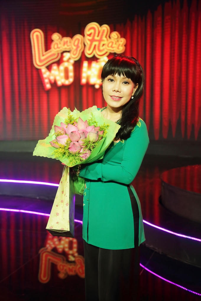 Giám khảo Việt Hương.