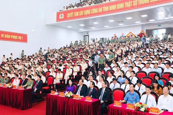 Quang cảnh buổi lễ.