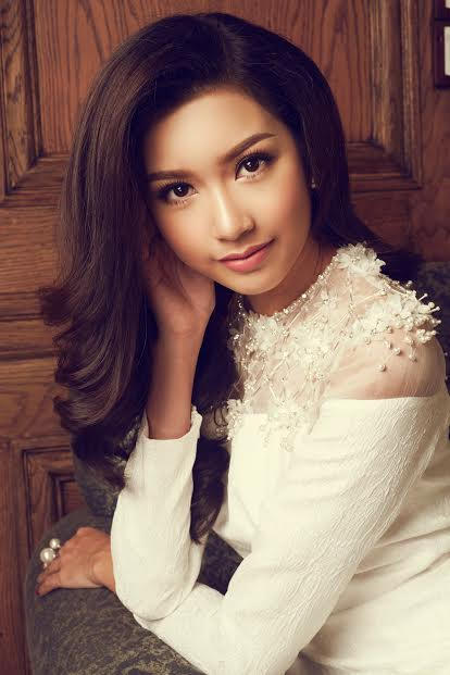 Á hậu Thúy Vân.